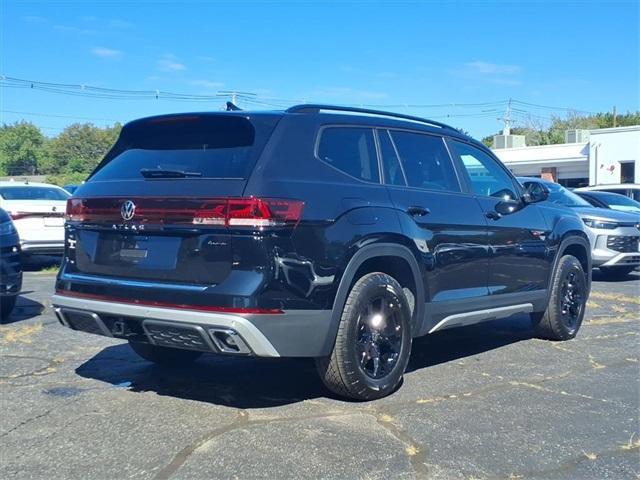 new 2026 Volkswagen Atlas car, priced at $49,062