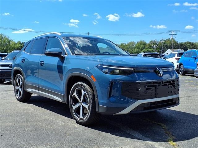 new 2025 Volkswagen Tiguan car, priced at $35,955