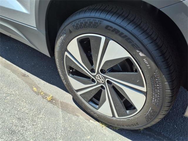 new 2025 Volkswagen Taos car, priced at $31,100