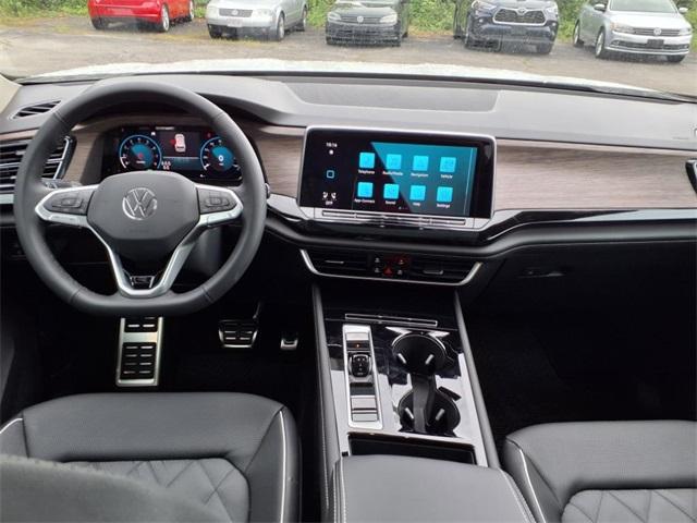 new 2025 Volkswagen Atlas car, priced at $51,077