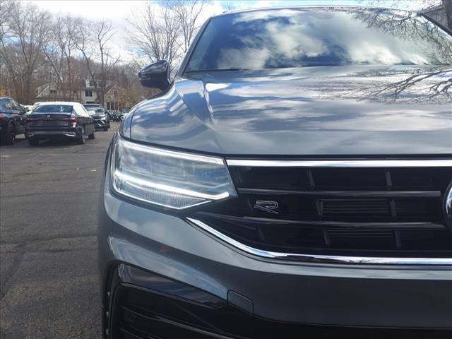 new 2024 Volkswagen Tiguan car, priced at $38,379