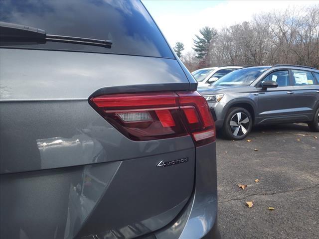 new 2024 Volkswagen Tiguan car, priced at $39,014