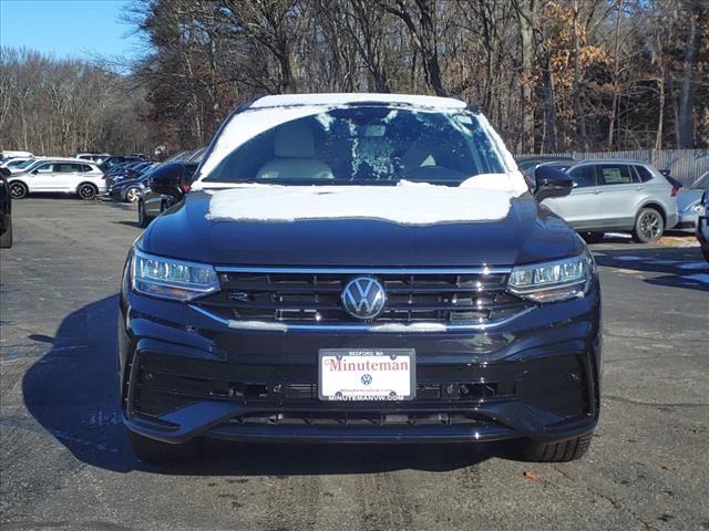 new 2024 Volkswagen Tiguan car, priced at $39,014