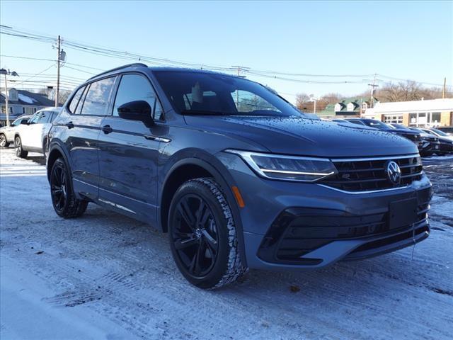 new 2024 Volkswagen Tiguan car, priced at $39,014