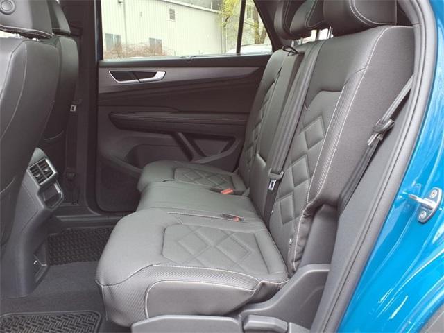 new 2025 Volkswagen Atlas Cross Sport car, priced at $47,516