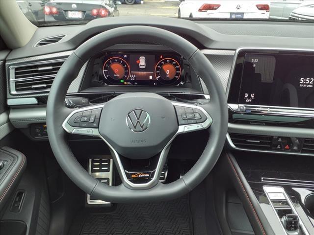 new 2024 Volkswagen Atlas car, priced at $54,596