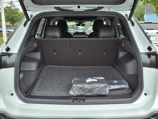 new 2025 Volkswagen Tiguan car, priced at $39,536