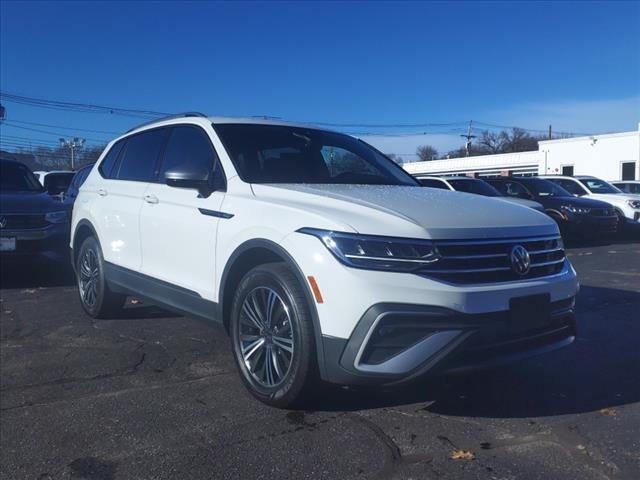 new 2024 Volkswagen Tiguan car, priced at $36,051