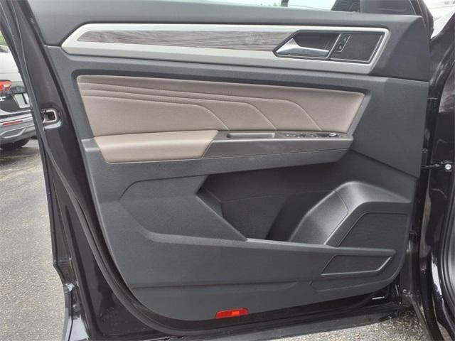 used 2022 Volkswagen Atlas Cross Sport car, priced at $31,784