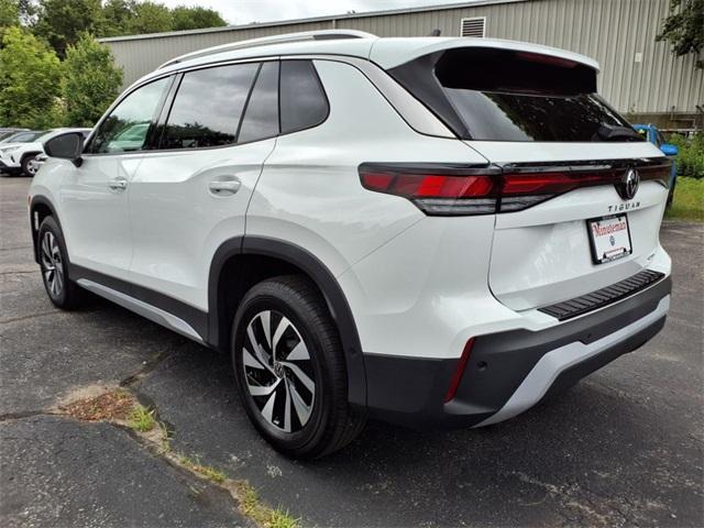 new 2025 Volkswagen Tiguan car, priced at $32,188