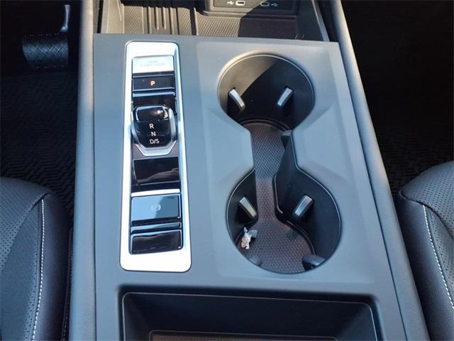 new 2026 Volkswagen Atlas car, priced at $41,372