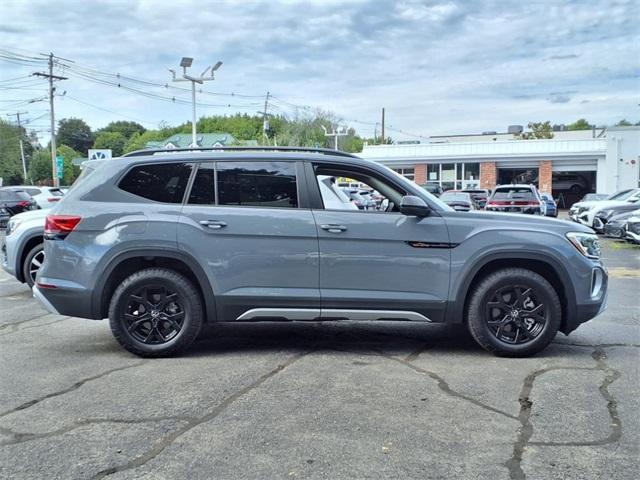 used 2025 Volkswagen Atlas car, priced at $42,955