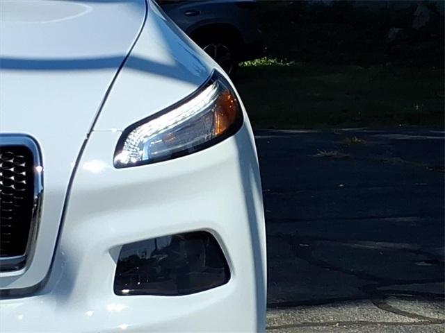 used 2018 Jeep Cherokee car, priced at $16,513