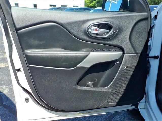 used 2018 Jeep Cherokee car, priced at $16,513