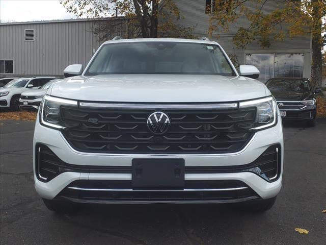 new 2025 Volkswagen Atlas car, priced at $57,056