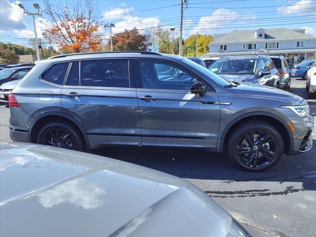 new 2024 Volkswagen Tiguan car, priced at $38,841