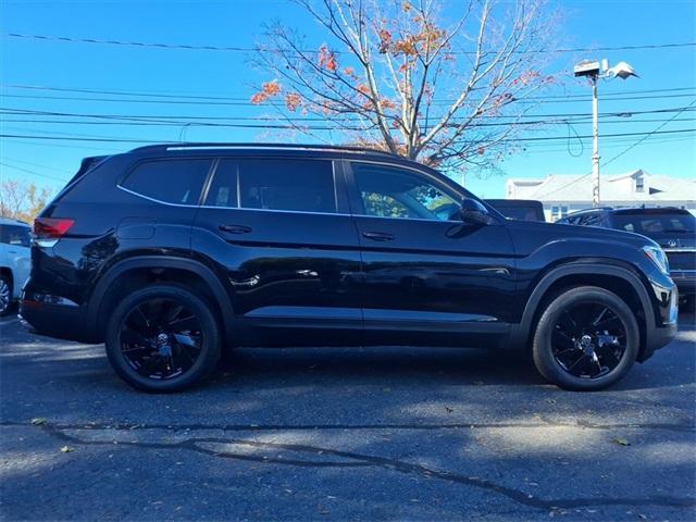 new 2026 Volkswagen Atlas car, priced at $46,022