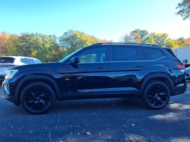 new 2026 Volkswagen Atlas car, priced at $46,022