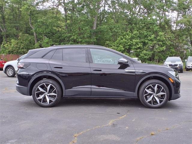 new 2025 Volkswagen ID.4 car, priced at $48,875