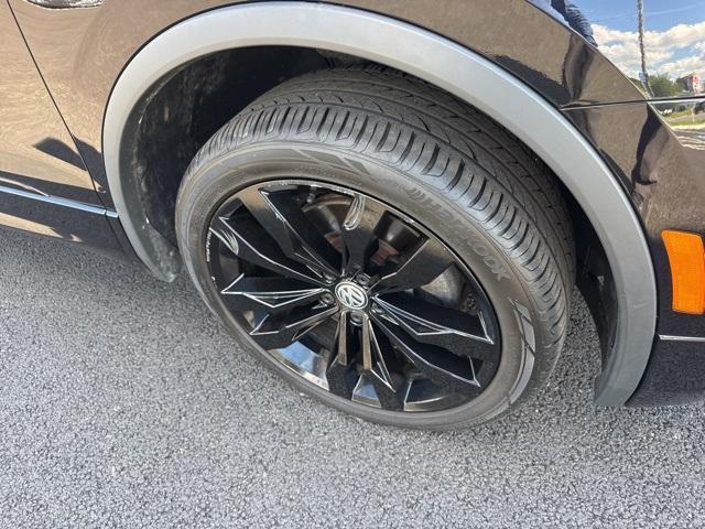 used 2021 Volkswagen Tiguan car, priced at $23,287