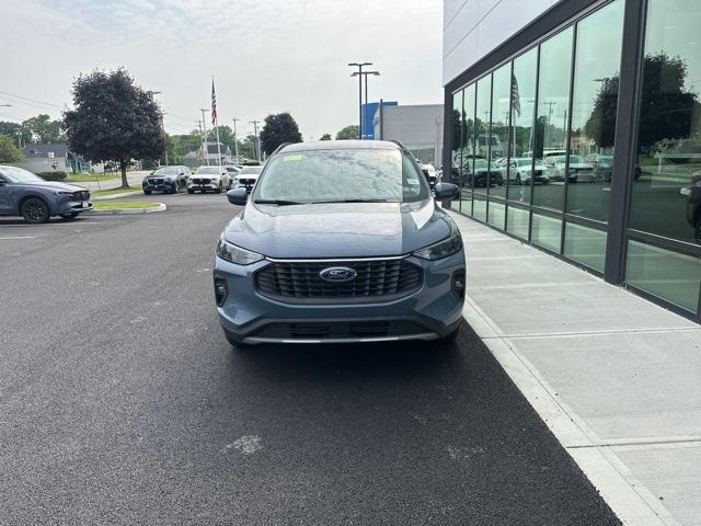 new 2024 Ford Escape car, priced at $32,000