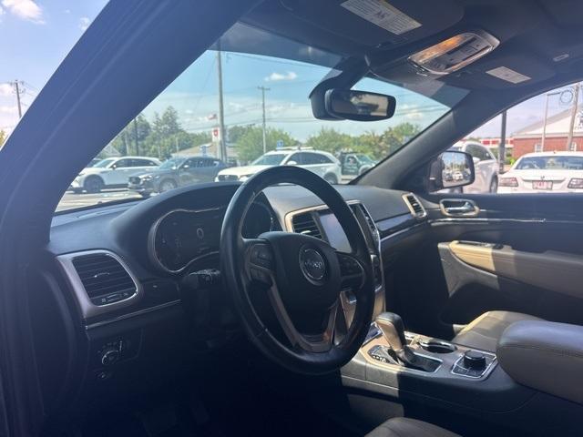 used 2017 Jeep Grand Cherokee car, priced at $16,387