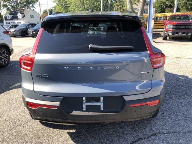 used 2021 Volvo XC40 car, priced at $24,988