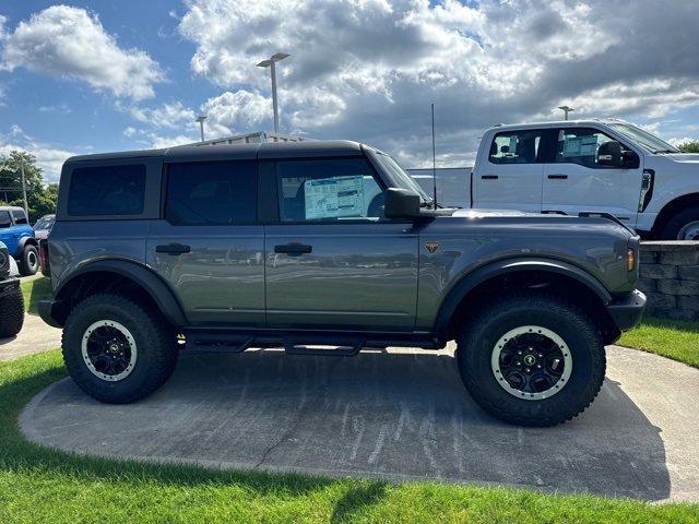 new 2024 Ford Bronco car, priced at $61,305