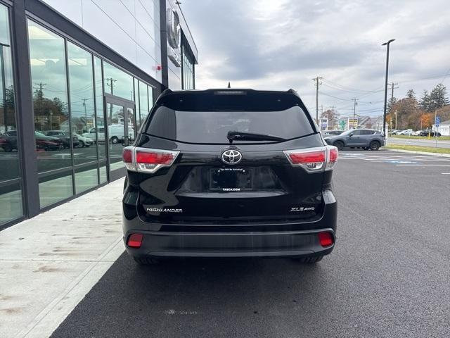 used 2014 Toyota Highlander car, priced at $16,187
