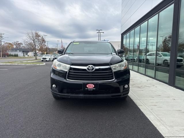 used 2014 Toyota Highlander car, priced at $16,187