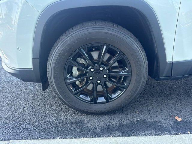 used 2023 Jeep Cherokee car, priced at $25,387