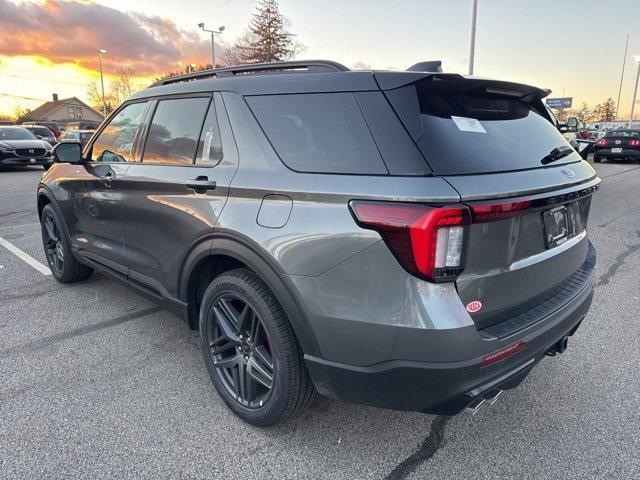 new 2025 Ford Explorer car, priced at $60,595