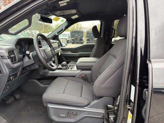 new 2025 Ford F-150 car, priced at $60,629