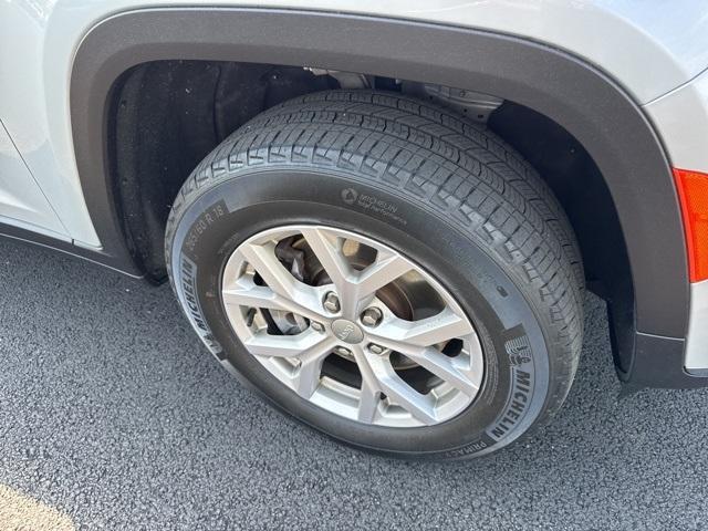 used 2021 Jeep Grand Cherokee L car, priced at $27,988