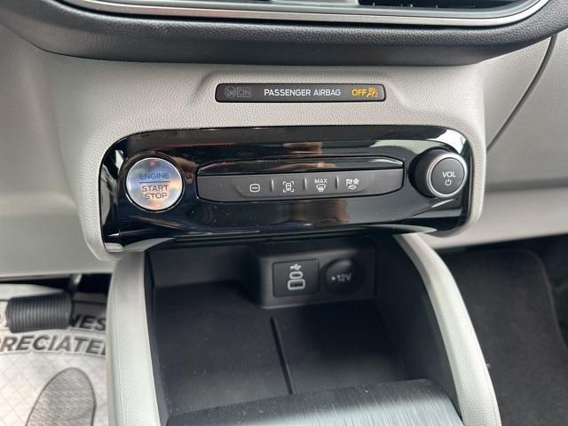 new 2024 Ford Escape car, priced at $32,000