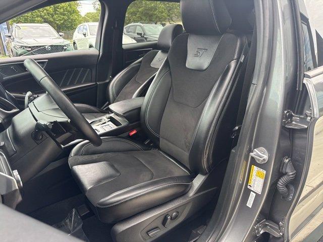 used 2023 Ford Edge car, priced at $36,888
