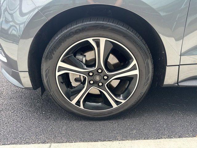 used 2023 Ford Edge car, priced at $36,888