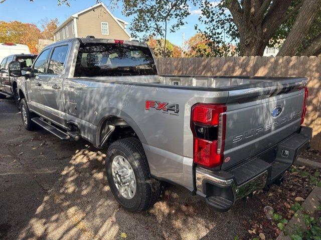 new 2024 Ford F-350 car, priced at $60,405