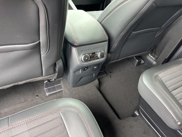 new 2025 Ford Explorer car, priced at $52,019
