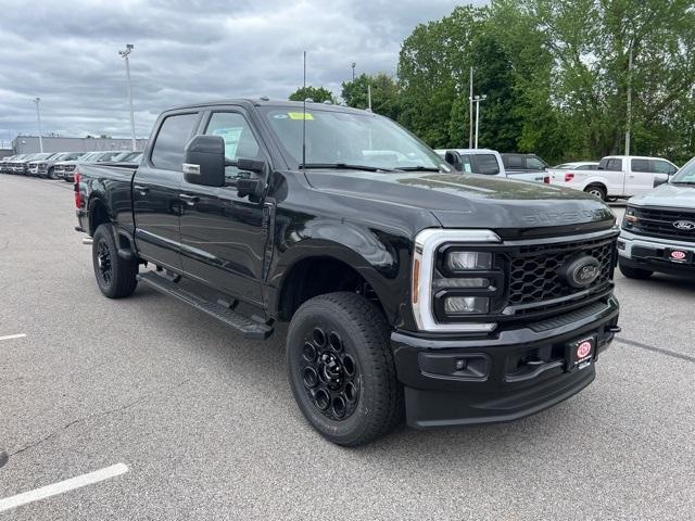 new 2025 Ford F-350 car, priced at $75,660