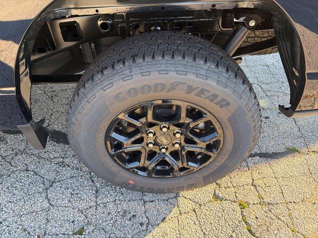 new 2025 Ford F-150 car, priced at $60,164