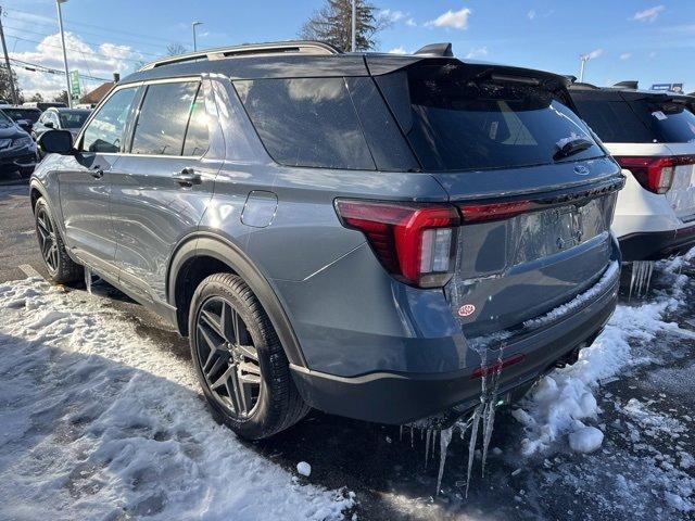 new 2025 Ford Explorer car, priced at $65,385