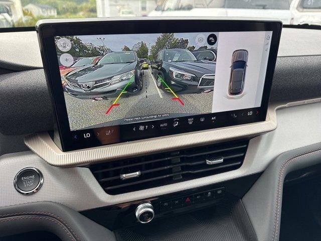 new 2025 Ford Explorer car, priced at $50,549