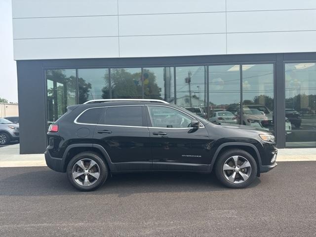 used 2019 Jeep Cherokee car, priced at $14,487