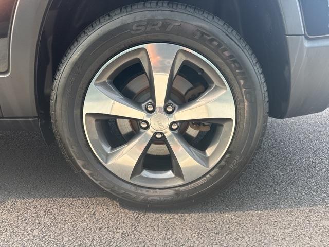 used 2019 Jeep Cherokee car, priced at $14,487