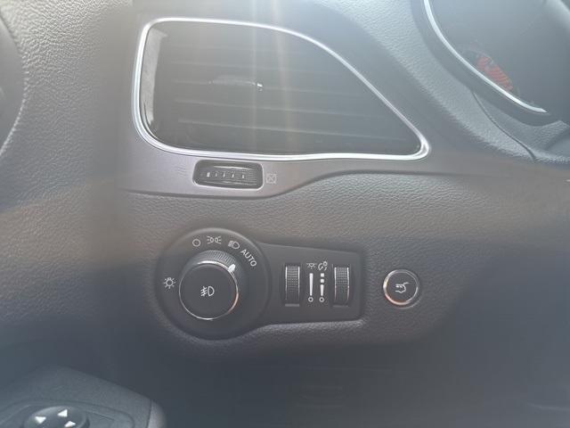 used 2019 Jeep Cherokee car, priced at $14,487