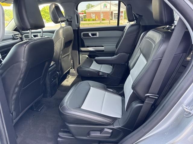 used 2022 Ford Explorer car, priced at $33,998