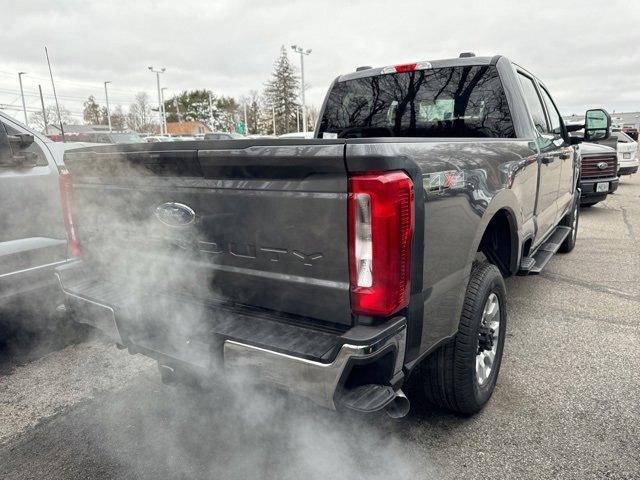 new 2024 Ford F-350 car, priced at $61,145
