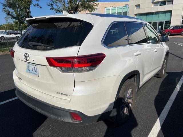 used 2019 Toyota Highlander car, priced at $19,387