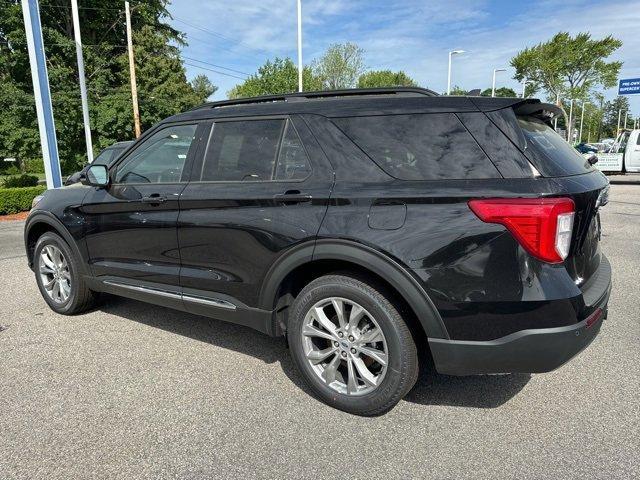 new 2024 Ford Explorer car, priced at $52,015